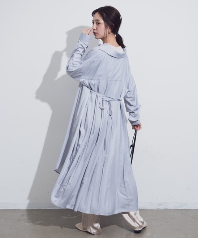 バックプリーツロングシャツワンピース