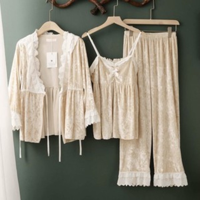 ベロア 調 レース 上下 ３点 セット