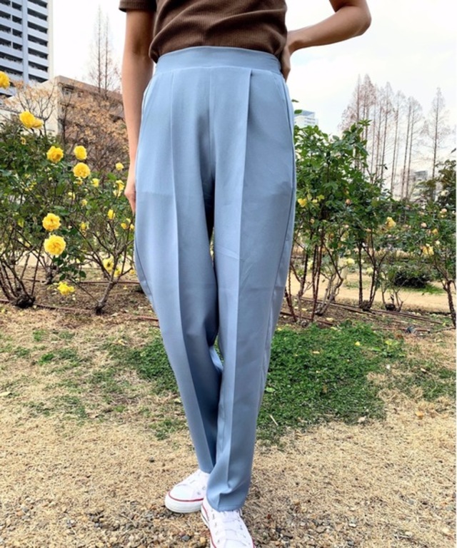 センタープレススラックスパンツ