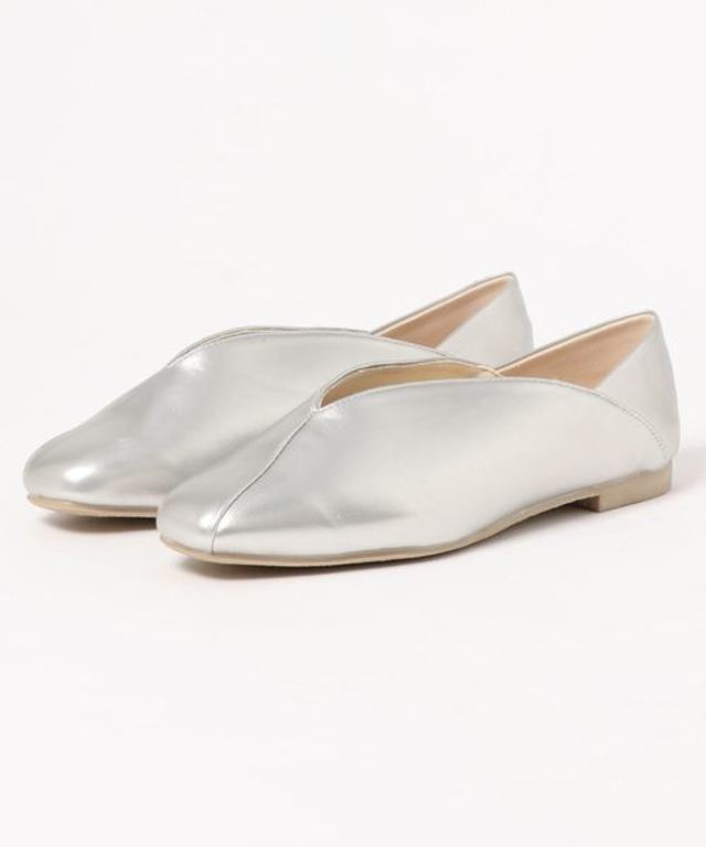 撥水素材 カカトが踏める Vカット 楽ちん ぺたんこ シューズ