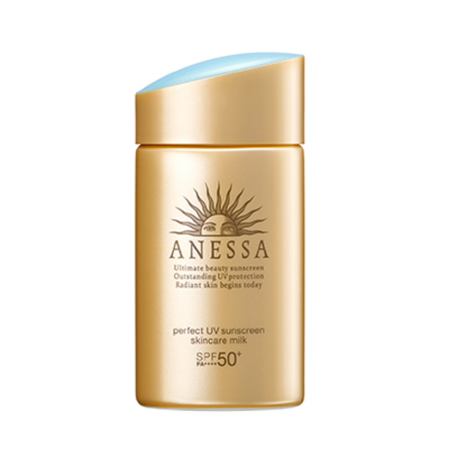 汗・水に触れるとUVブロック膜が強化 うるおいを与える美容成分を配合