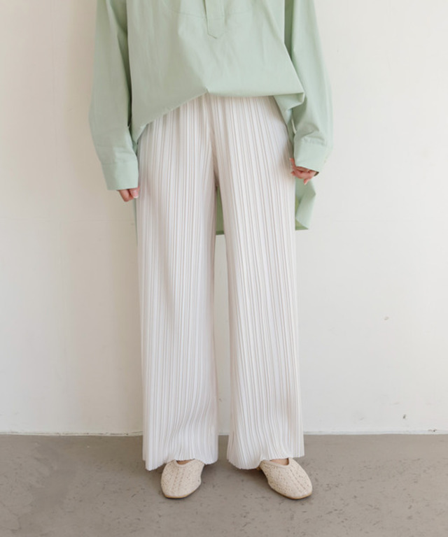 ミニプリーツワイドパンツ