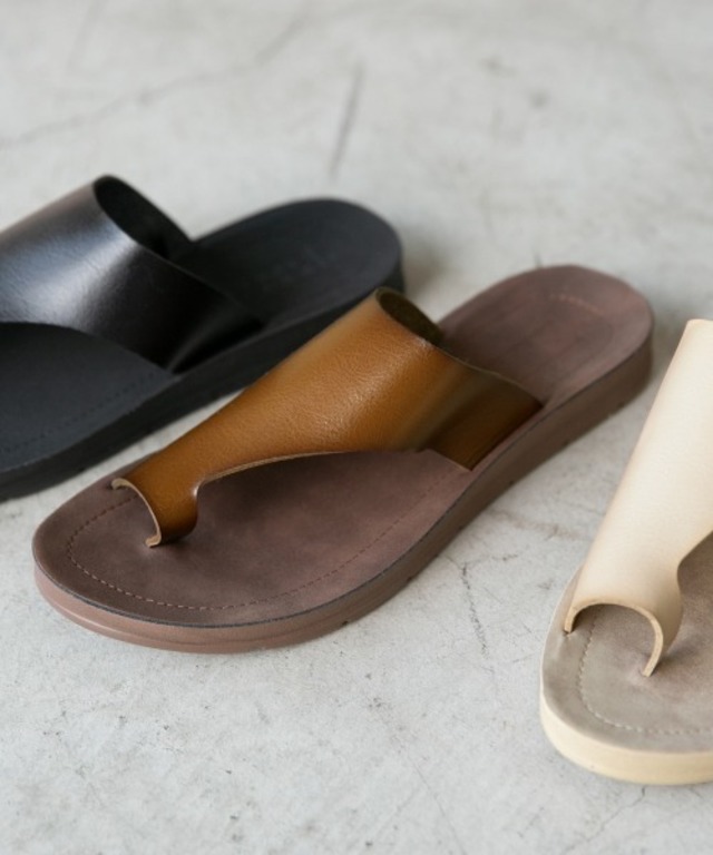 アシメトングサンダル