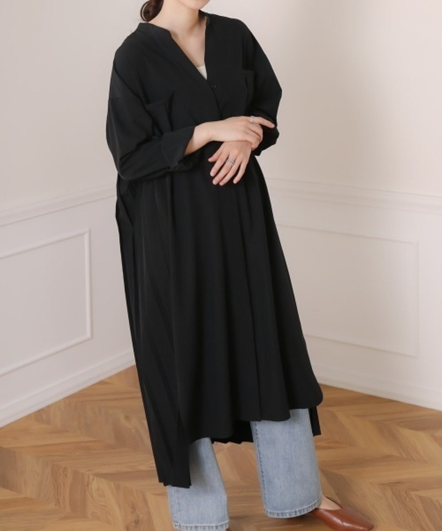 バックプリーツシャツワンピース