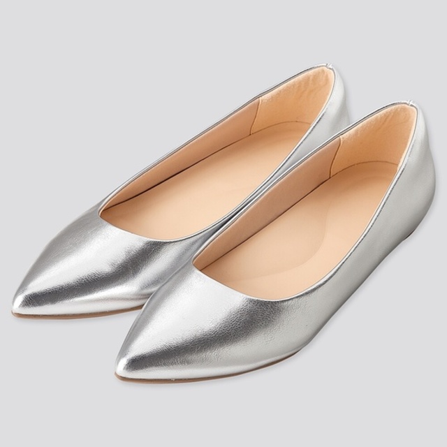 コンフィールタッチフラットシューズ（メタリック）