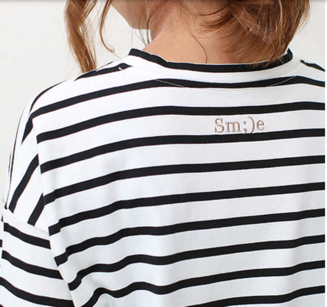 バック刺繍ロゴオーバーサイズビッグシルエットルーズTシャツ