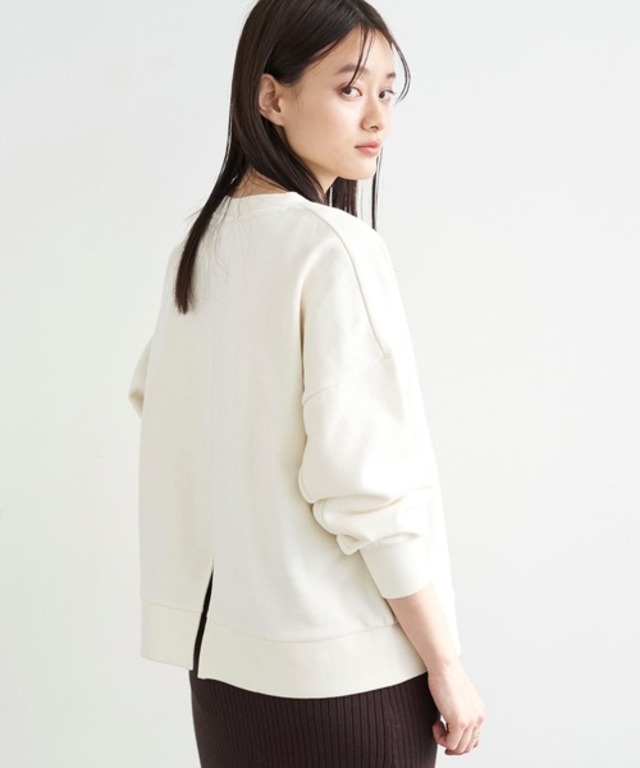 バックスリット裏毛プルオーバー