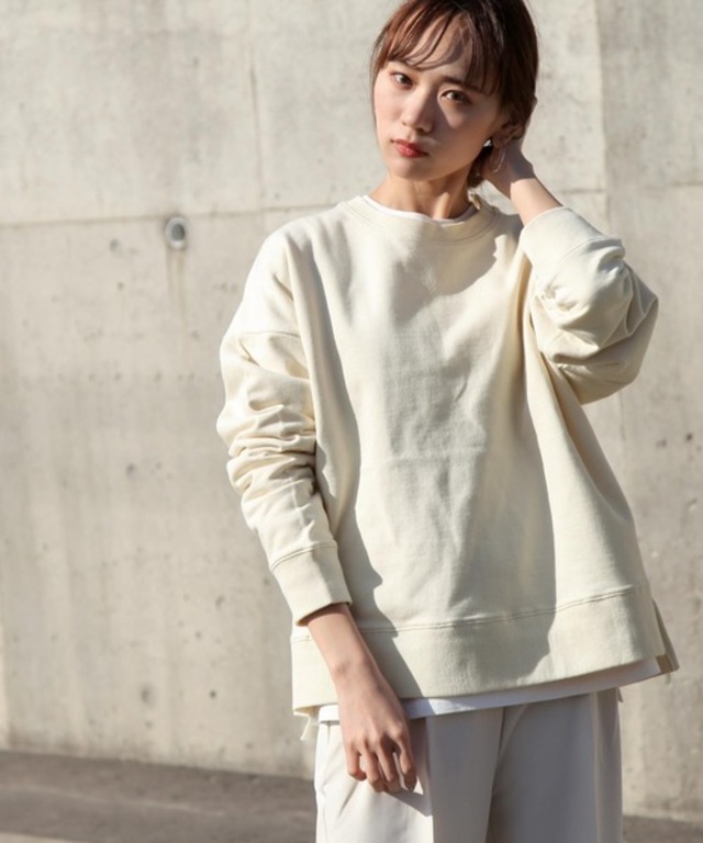 しっかりコットン裏毛オーバーサイズサイドスリットトレーナー