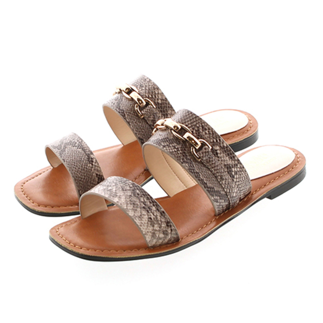 ゴールドビットフラットサンダル