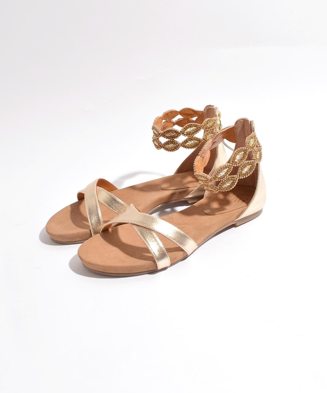 クロスビジューサンダル