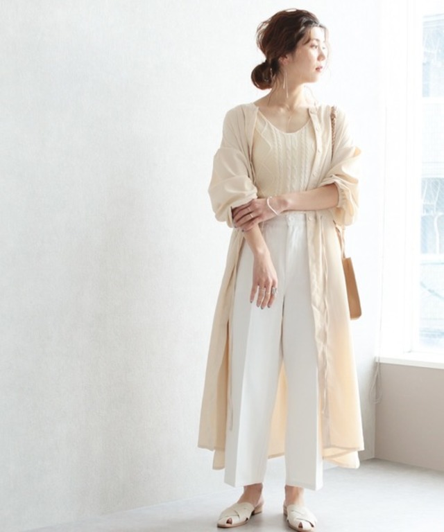 後開きガウンワンピース