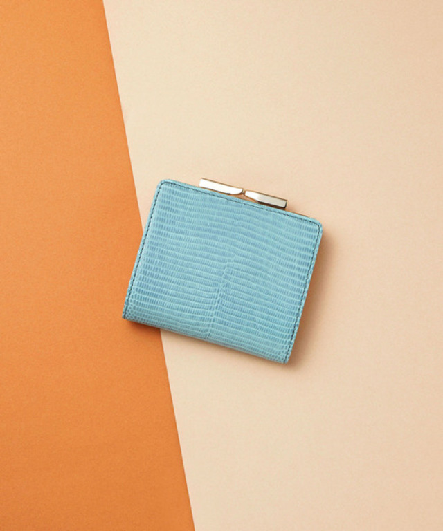 リザード型押しがま口２つ折り財布