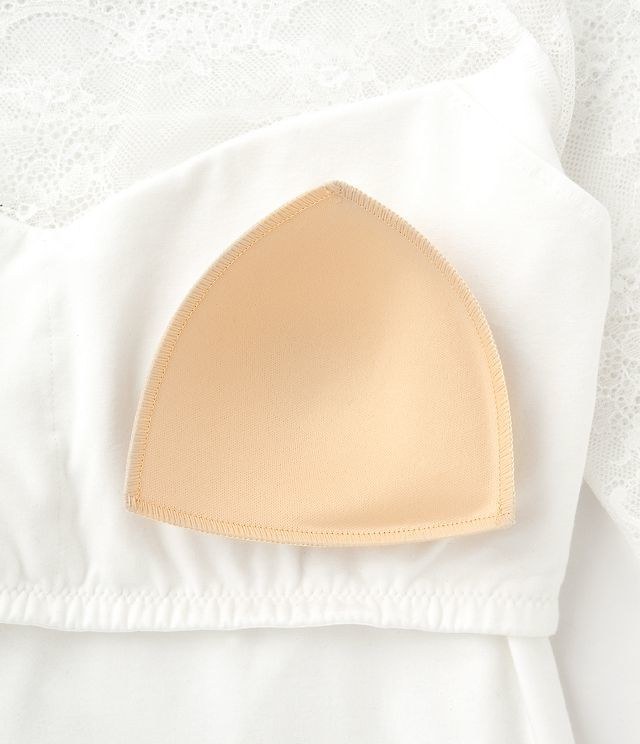 デオドラントレーシィオフショルダーパデットトップ