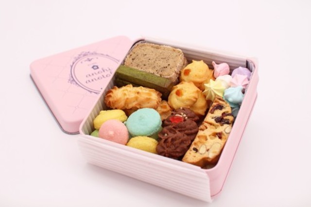 アノヒアノトキオリジナルクッキー缶（８種入り）