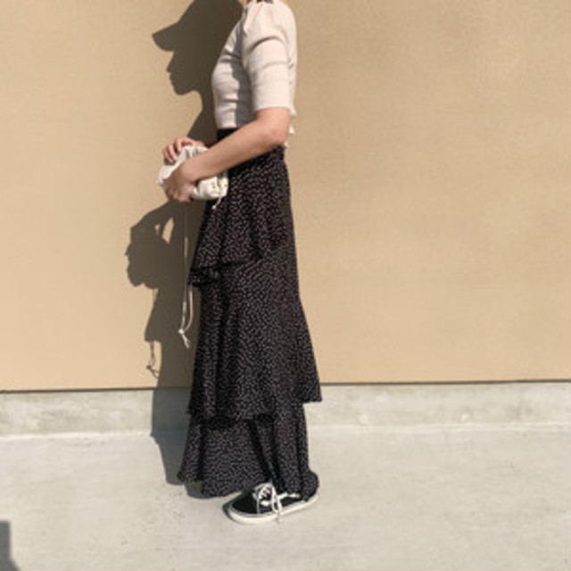 ドットアシメントリースカート