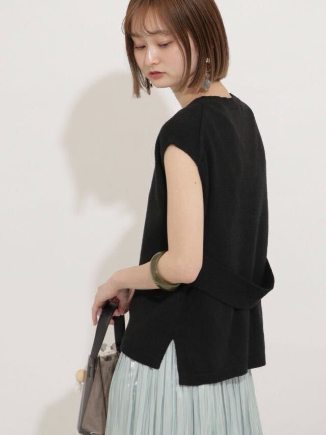 バックベルトフレンチスリーブセーター