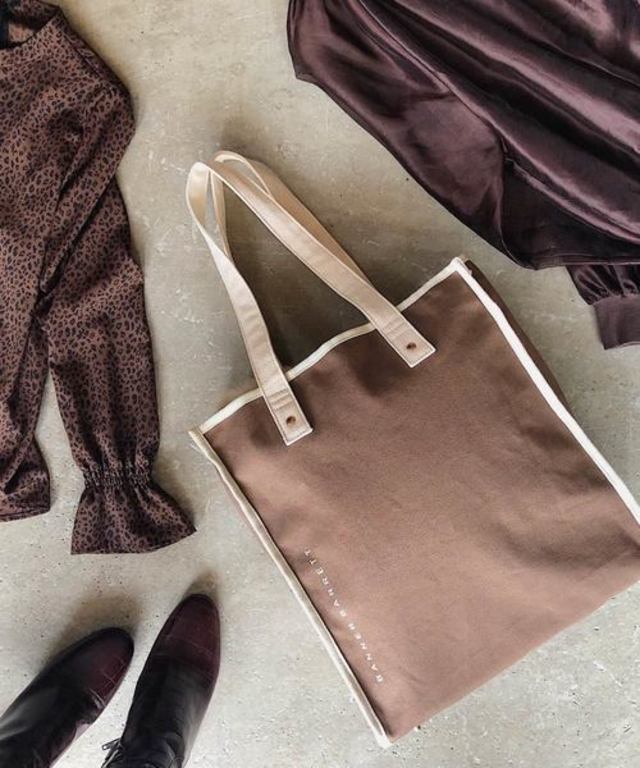 キャンバストートバッグ