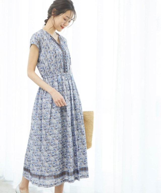 パネル花柄ワンピース