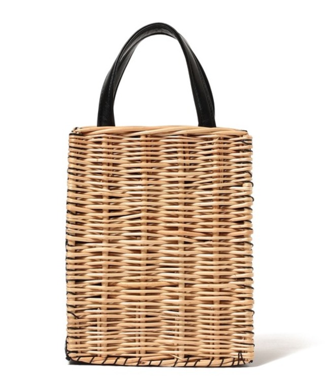 フェイクレザー×カゴトートバッグ