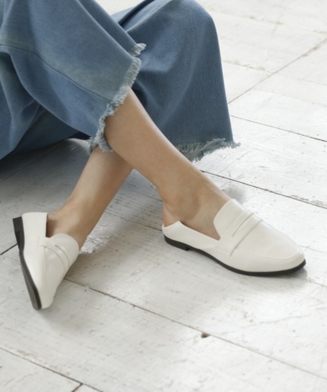 スクエアトゥローファーバブーシュ