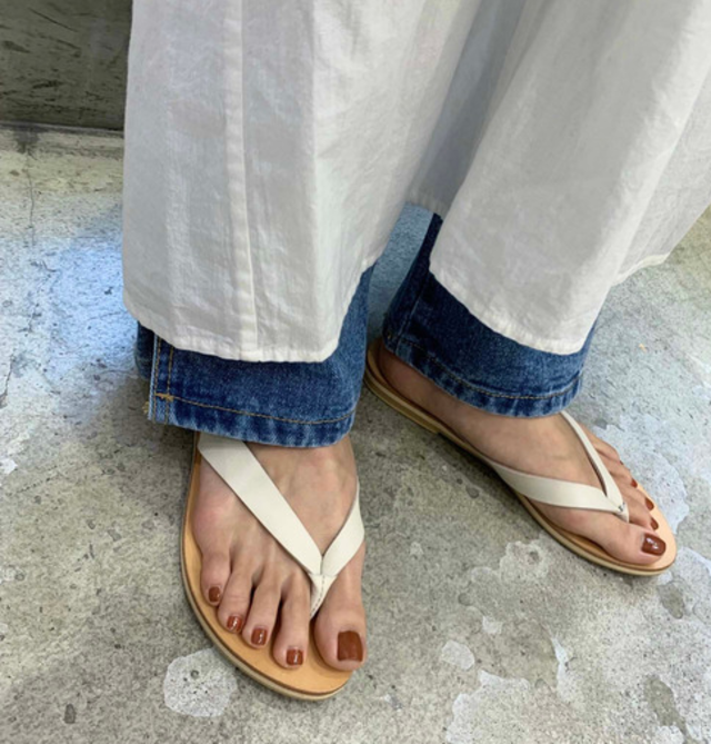 from Lagoon(フロムラグーン)トングサンダル