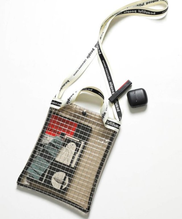 《STUDIOUS別注》ビニールサコッシュバッグ