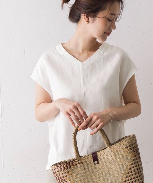 リネンバックタックフレンチブラウス