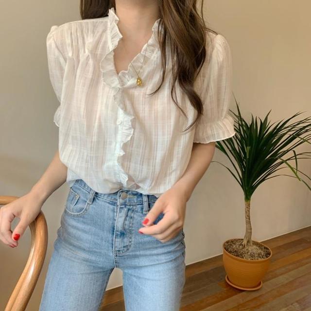 LADY RUFFLE BLOUSE