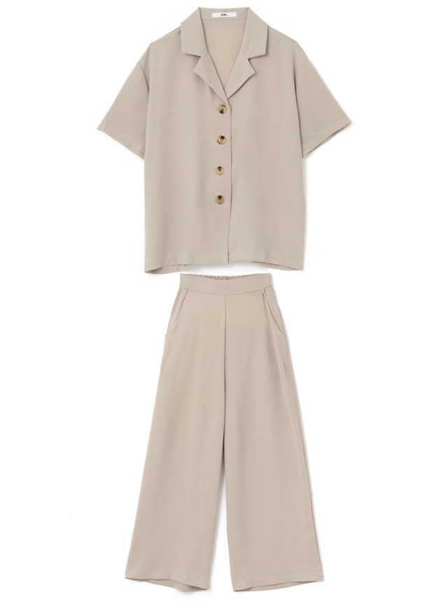 オープンカラーシャツ×パンツセットアップ