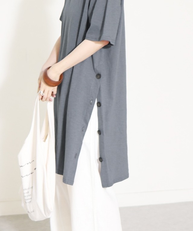 サイドボタンワンピース