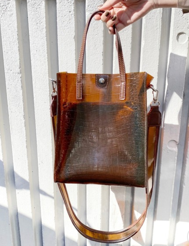 マルチウェイ型押しクリアトートバッグ