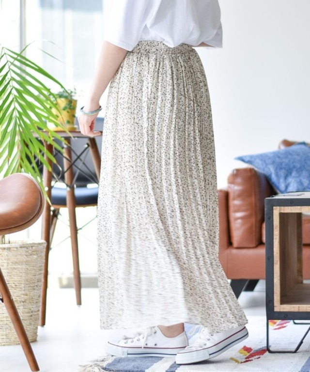 小花柄ロングプリーツスカート