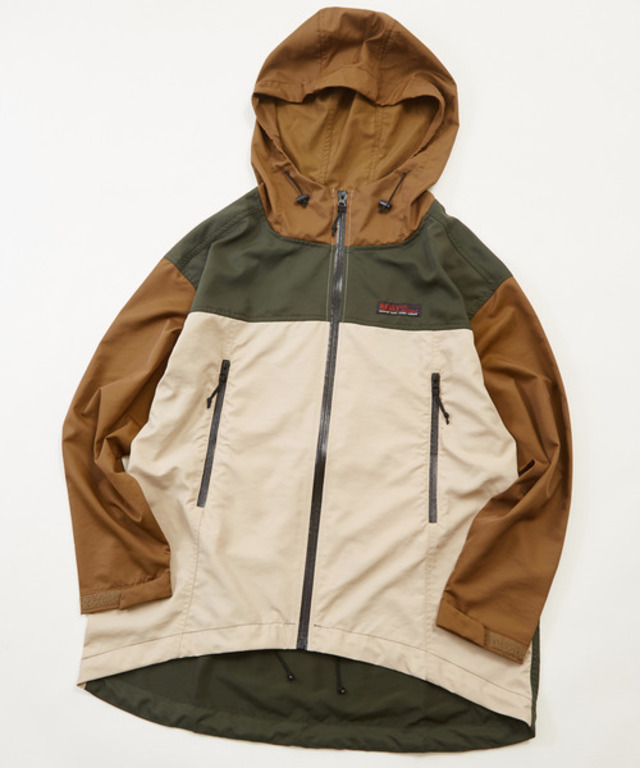 ナイロン 撥水加工 マウンテンパーカー