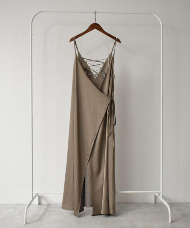 nh-onepiece-07001　バックレース　サテンキャミワンピース