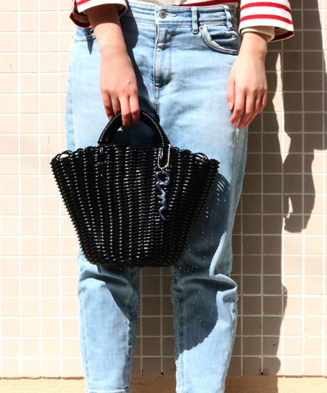 ビニールコードバスケット