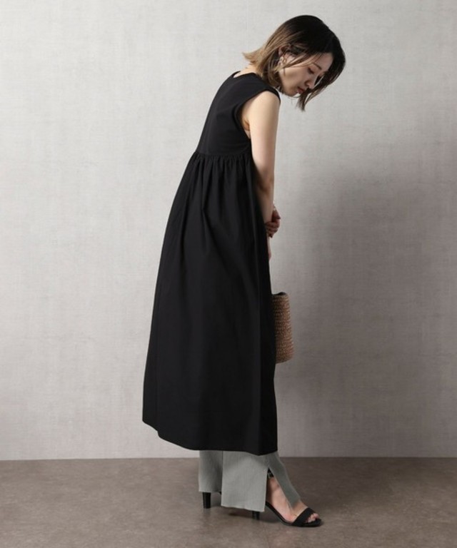 切替ギャザーワンピース