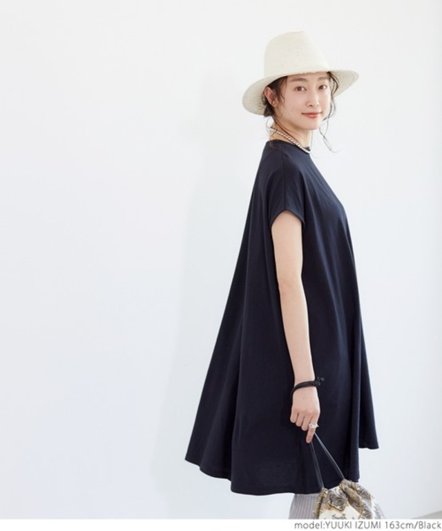 フレンチスリーブワンピース