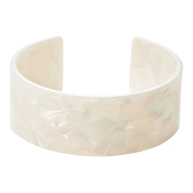 ワイドバングル