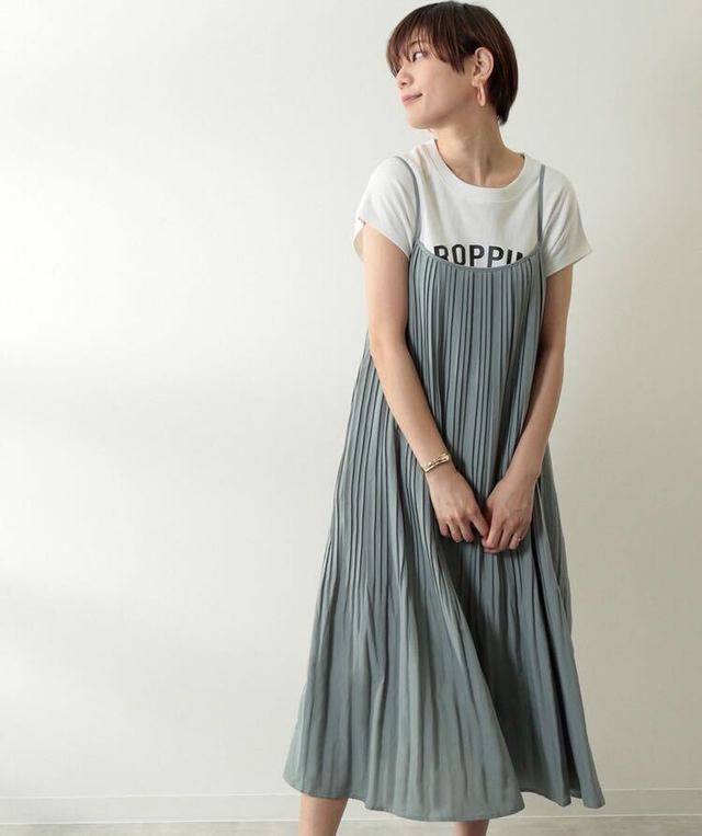 消しプリーツキャミソールワンピース