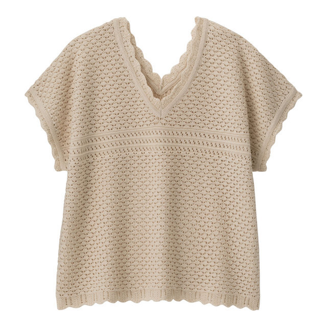 透かし編みVネックセーター