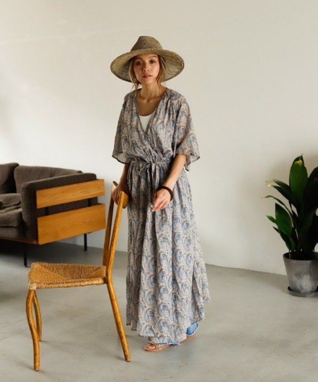 ペーズリープリントカシュクールワンピース