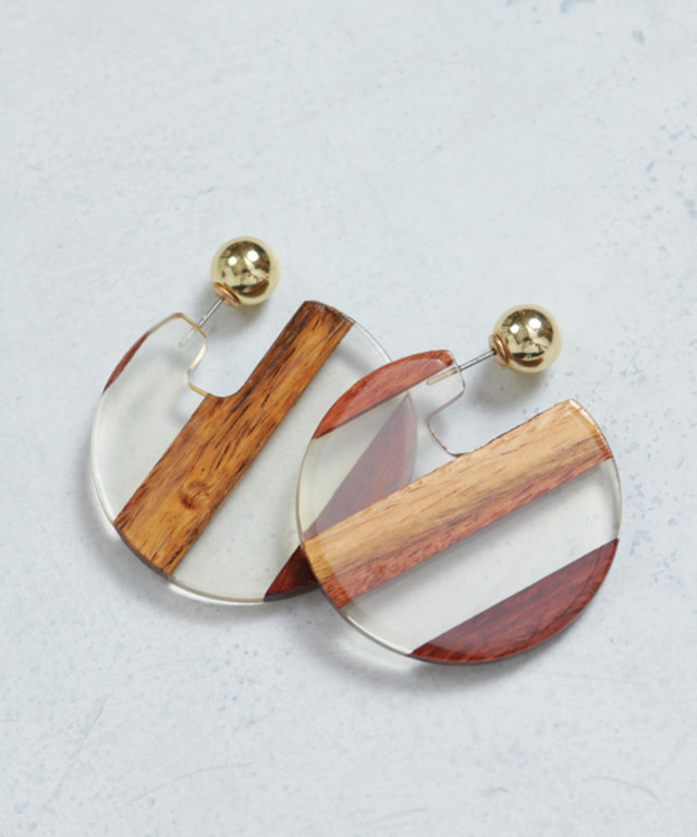 ウッドクリアピアス