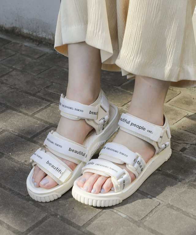 beautiful people 別注ベルテッドサンダル
