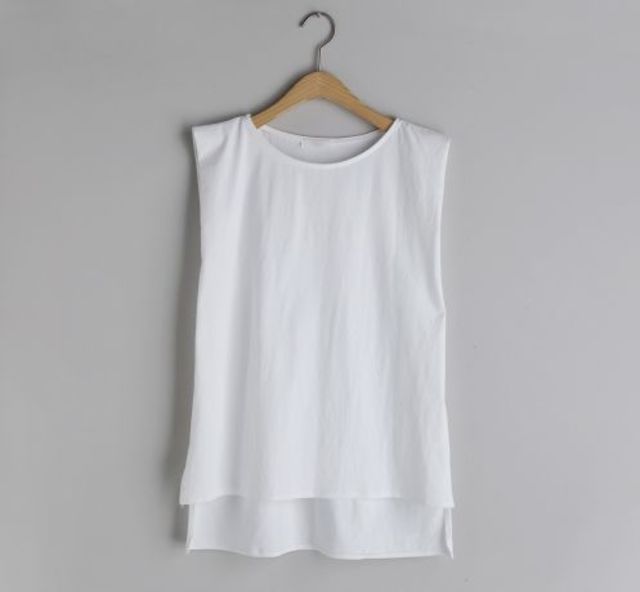 ショルダータックスリーブレス