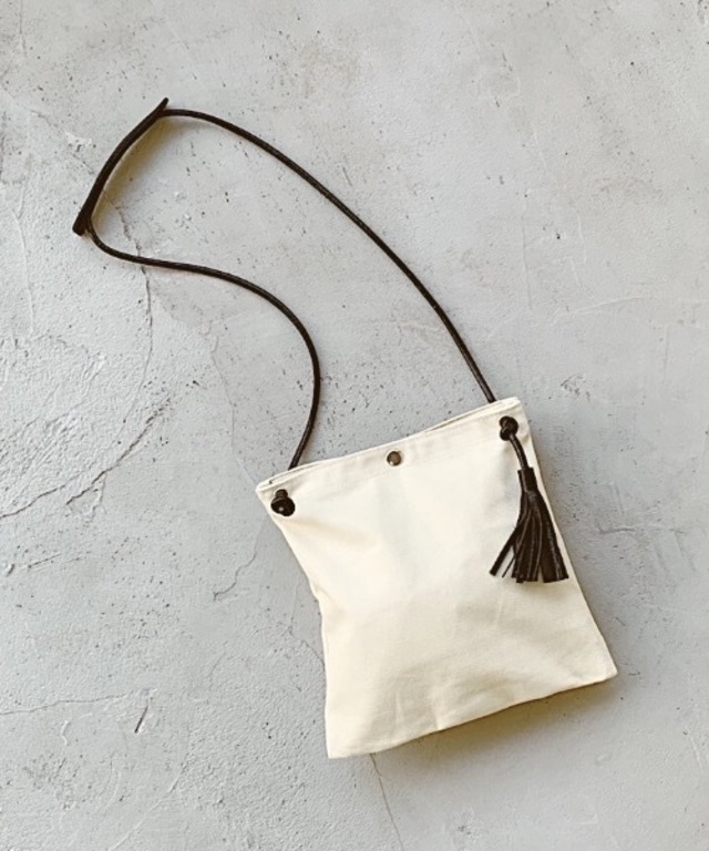 スクエアキャンバスショルダーバッグ