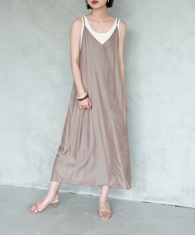 サテンロングキャミワンピース