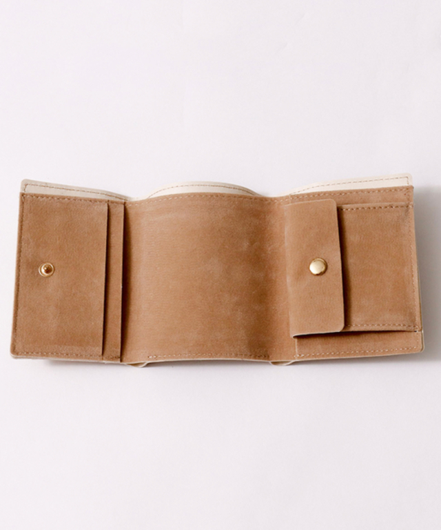 コンパクト三つ折り財布