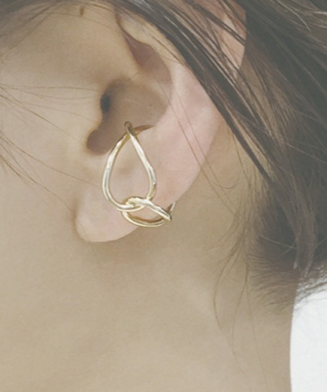 １Ｐフープイヤーカフ