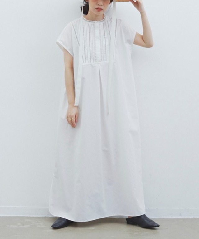 ピンタックレースワンピース