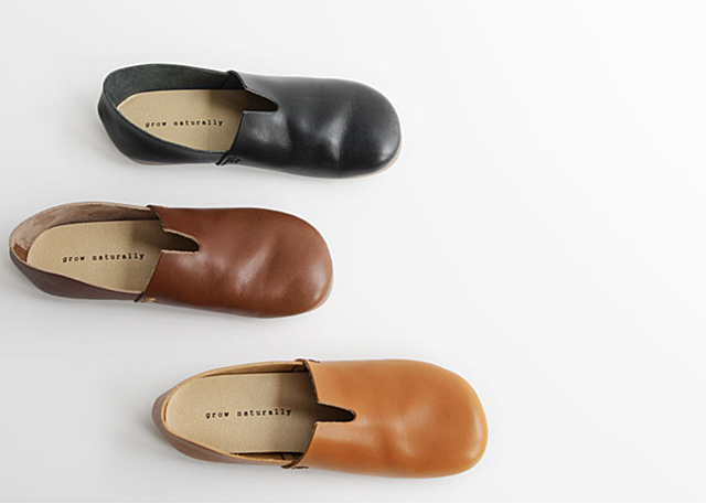 スリッポンシューズ